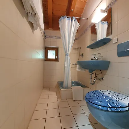 Apartman The Modern Mezzanine Loft With Spiral Staircase
